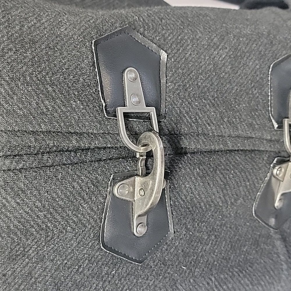 Infamous Hooded Jacket - Picture 2 of 12